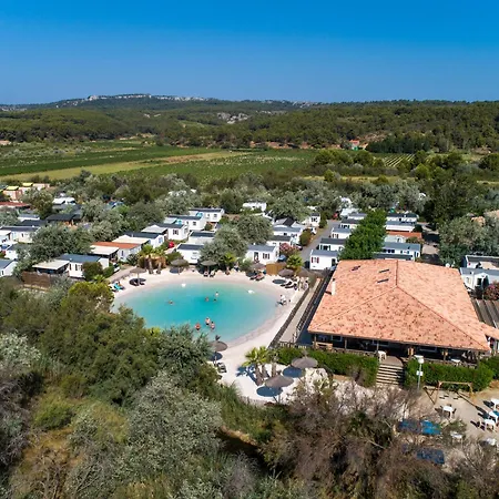 Camping Paradis Soleil D'oc *