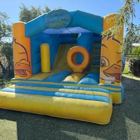 Camping Paradis Soleil D'oc *